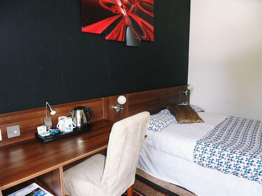 ويتبي Cherry Blossom Guest House المظهر الخارجي الصورة