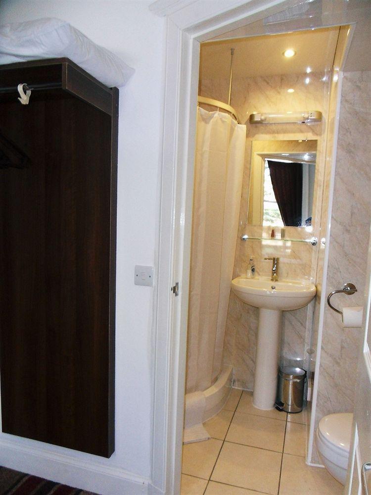 ويتبي Cherry Blossom Guest House المظهر الخارجي الصورة