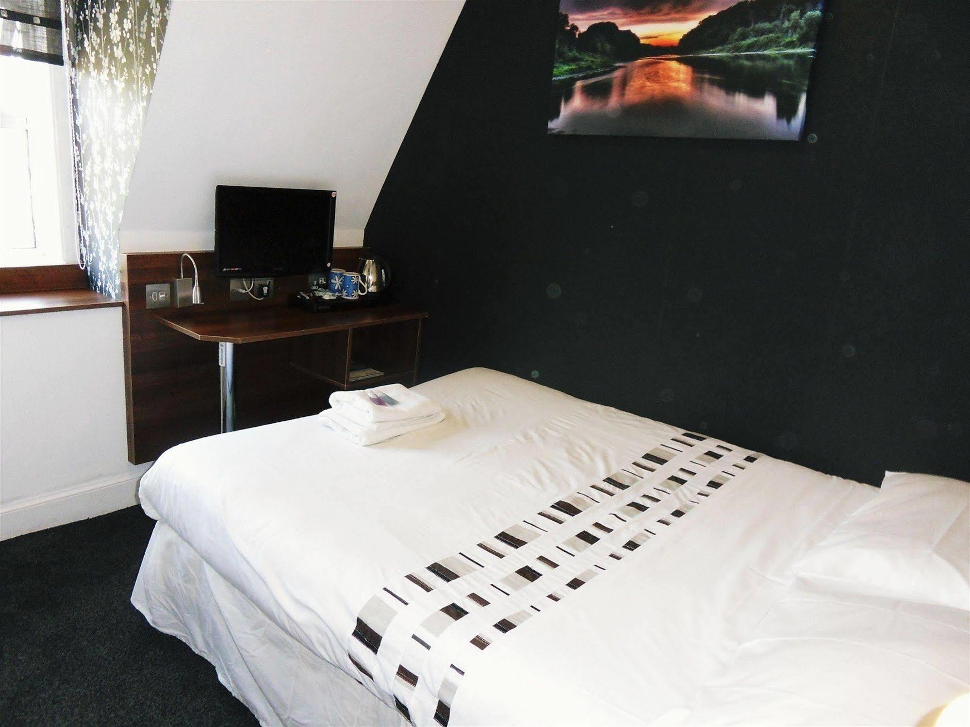 ويتبي Cherry Blossom Guest House المظهر الخارجي الصورة
