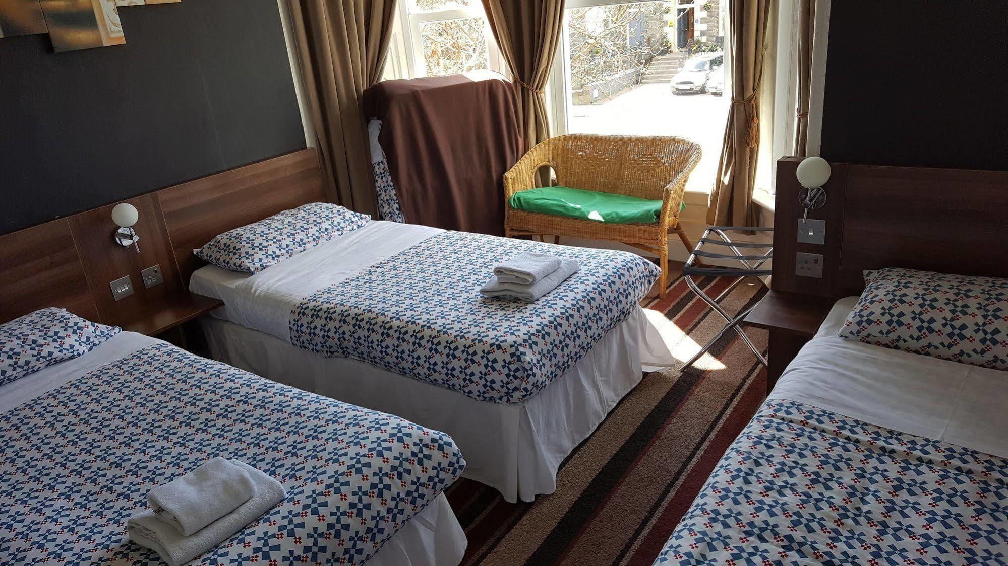 ويتبي Cherry Blossom Guest House المظهر الخارجي الصورة